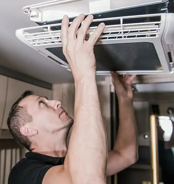  Professional Licensed And Insured Cleaners in Lombard, IL